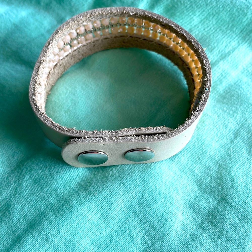 Leather bracelet
